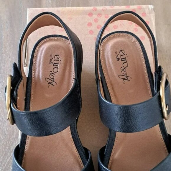 Eurosoft by Sofft Rowe Sandals - Color: Black - Size: Women 9.5 - Picture 5 of 9